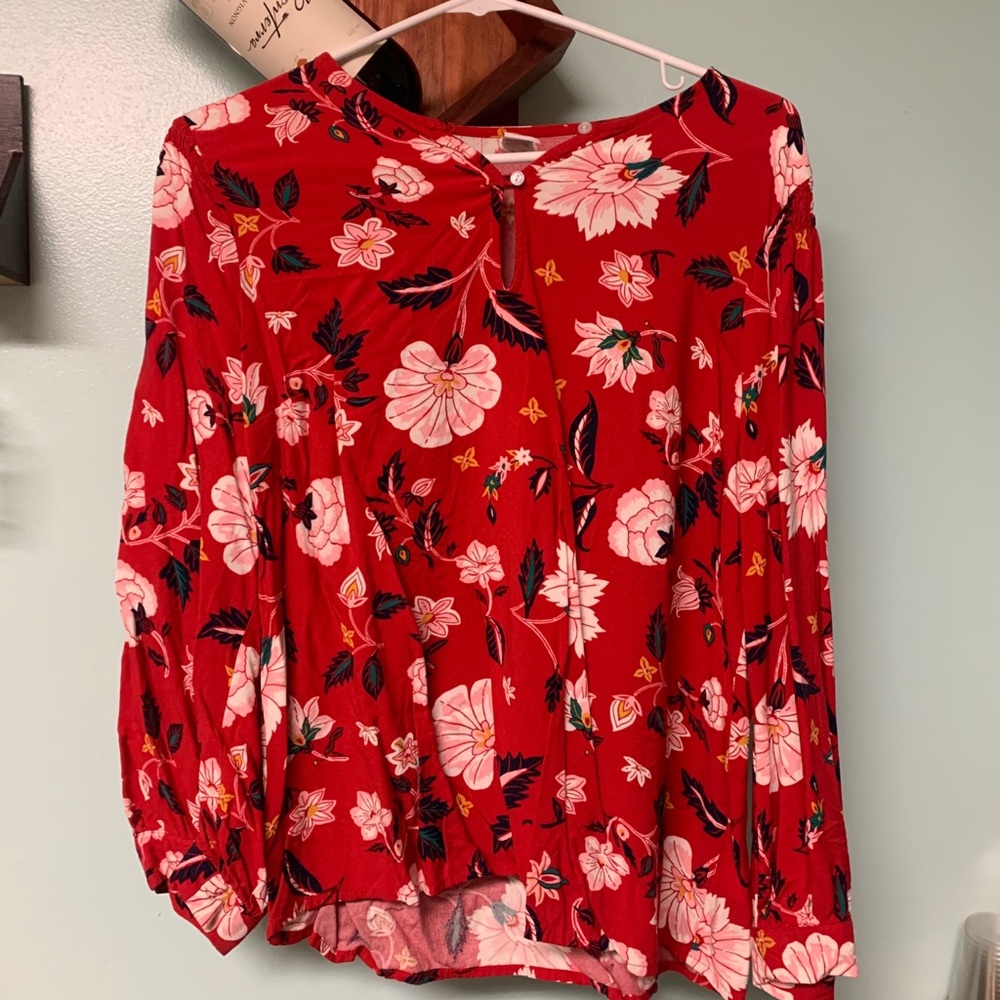 Old navy red floral shirt